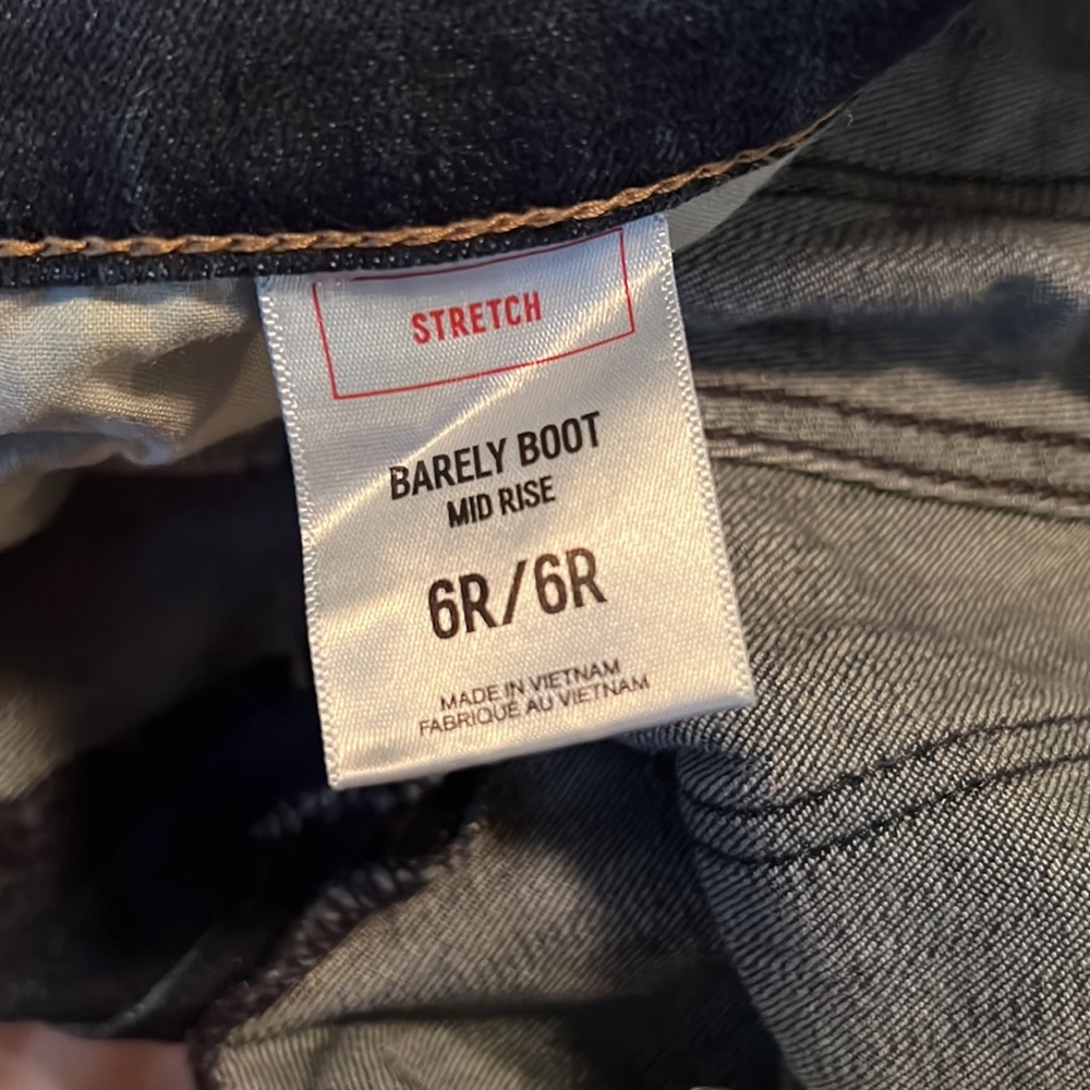Express Jeans - Picture 3 of 4